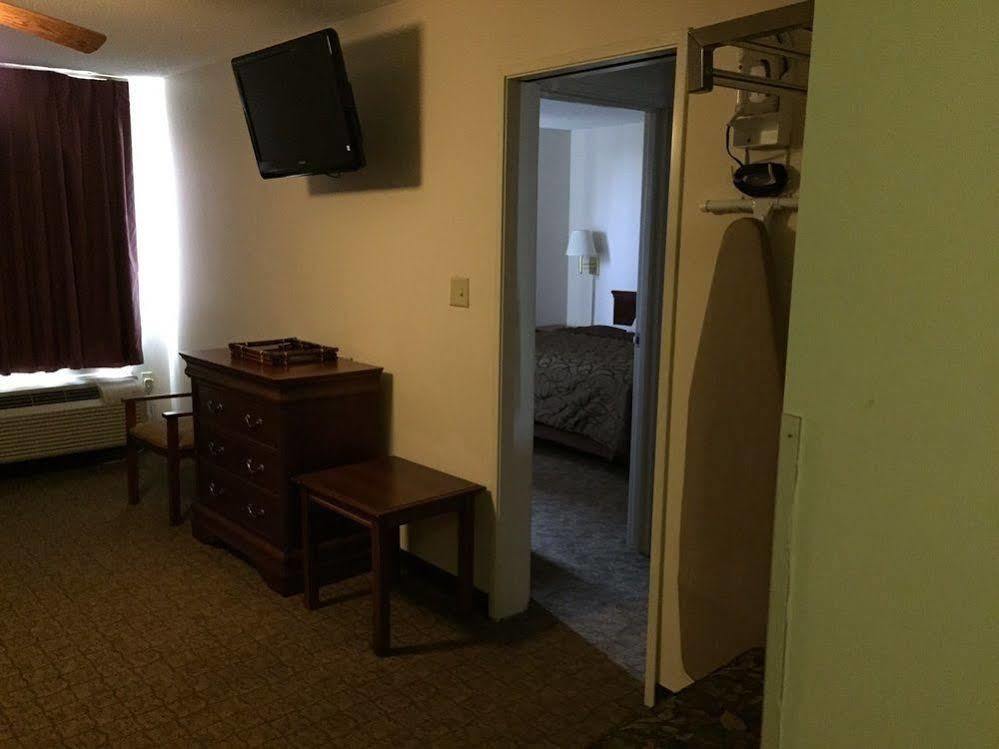 Briarwood Hotel