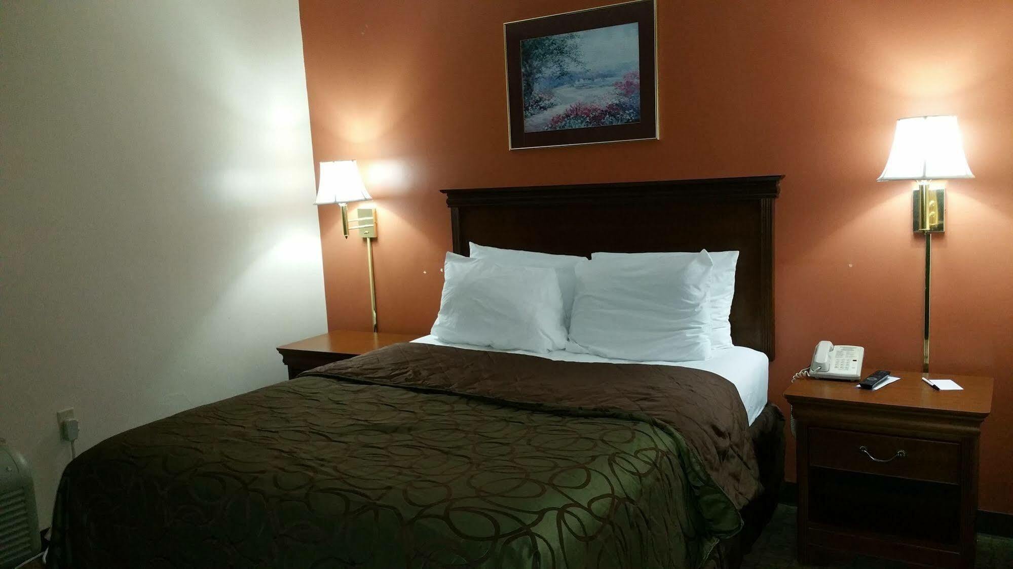 Hotel Briarwood 2*